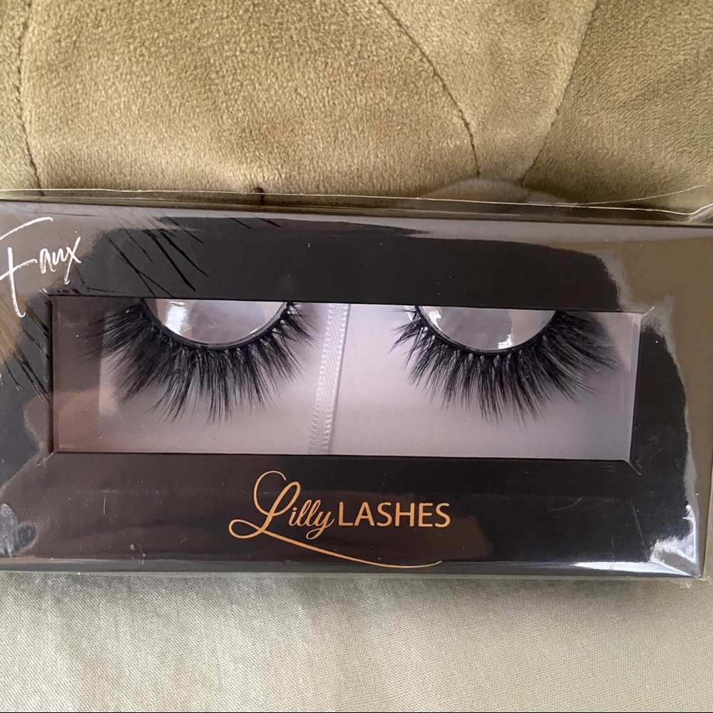 Lilly Lashes